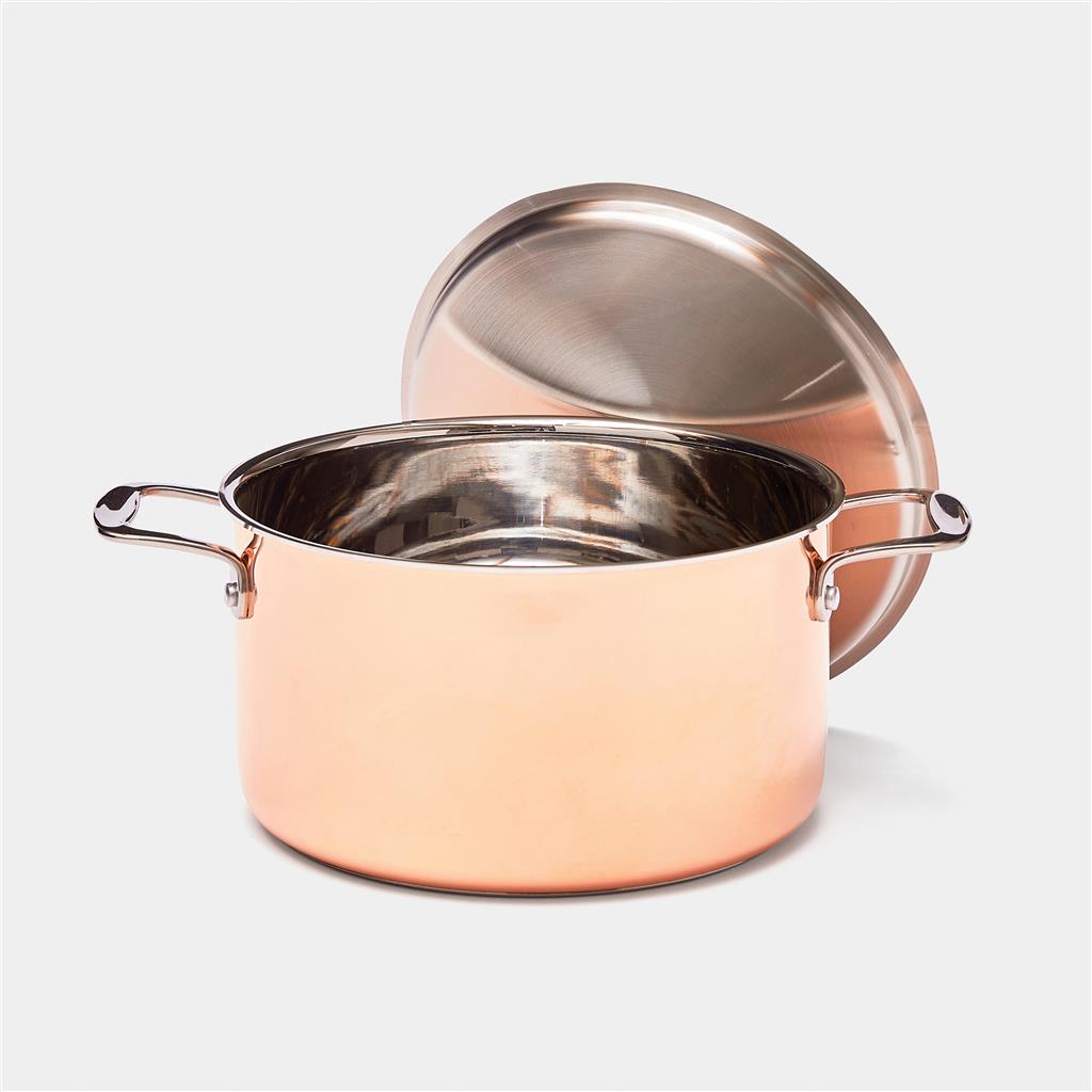 VINGA Baron copper saucepan - illuminated