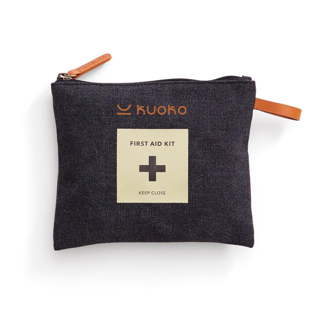 VINGA Asado First Aid Kit - illuminated