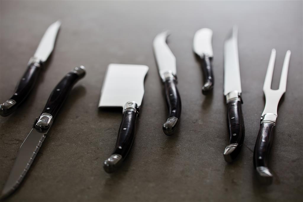 VINGA Gigaro cheese knives - illuminated