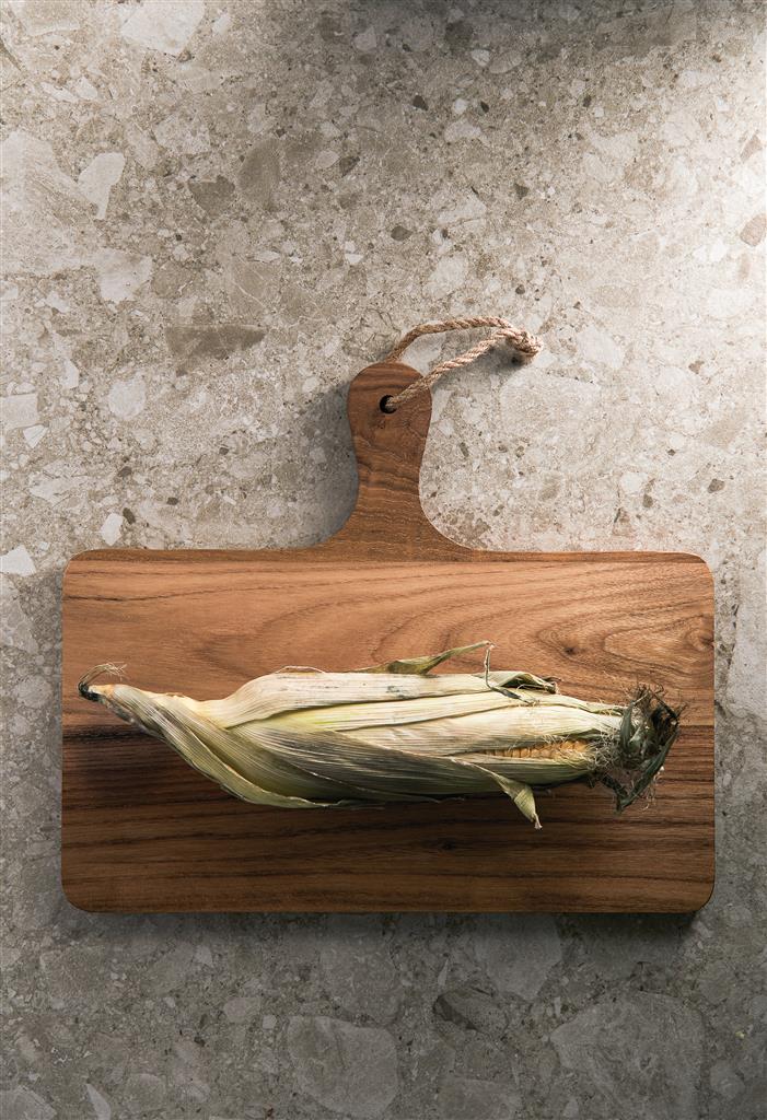 VINGA Buscot horizontal serving board - illuminated