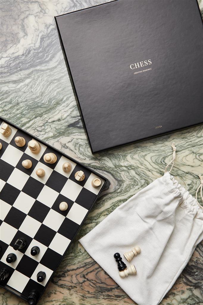VINGA Chess coffee table game - illuminated