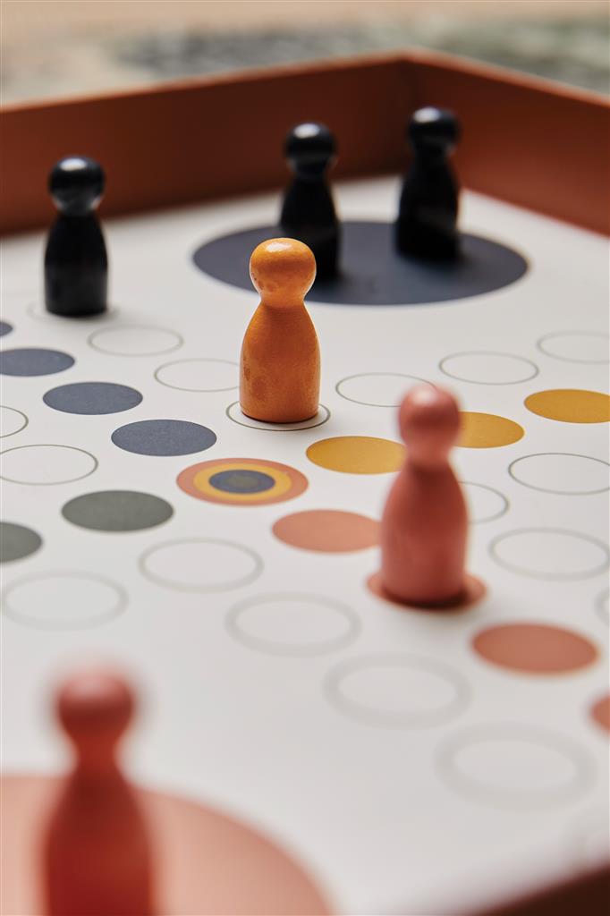 VINGA Ludo coffee table game - illuminated