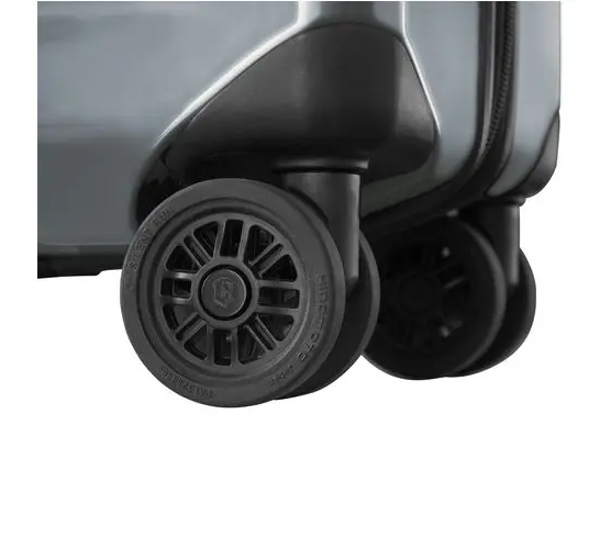 Airox Global Hardside Carry-on - silver - illuminated