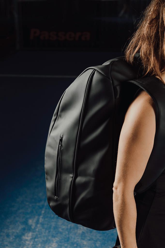 VINGA Baltimore Gym Backpack - illuminated