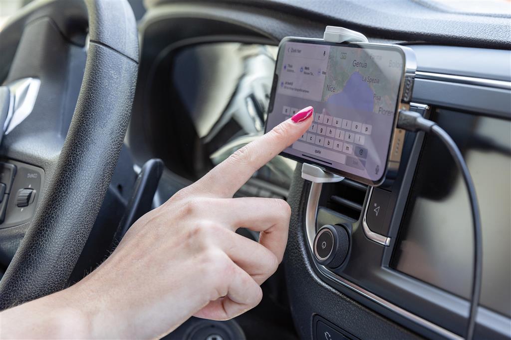 Acar RCS recycled plastic 360 degree car phone holder - illuminated