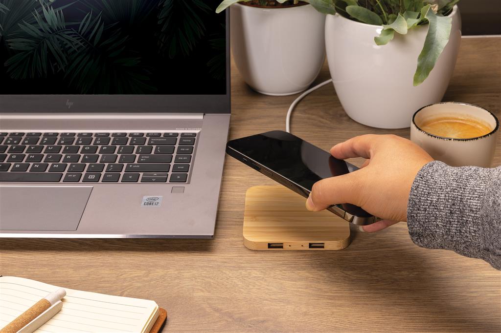 Bamboo 10W wireless charger with USB - illuminated