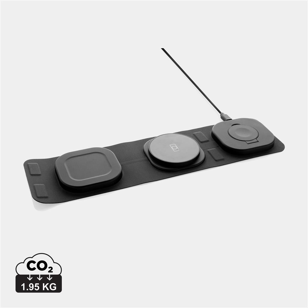 Swiss Peak RCS rplastic 3-in-1 wireless 15W travel charger - illuminated