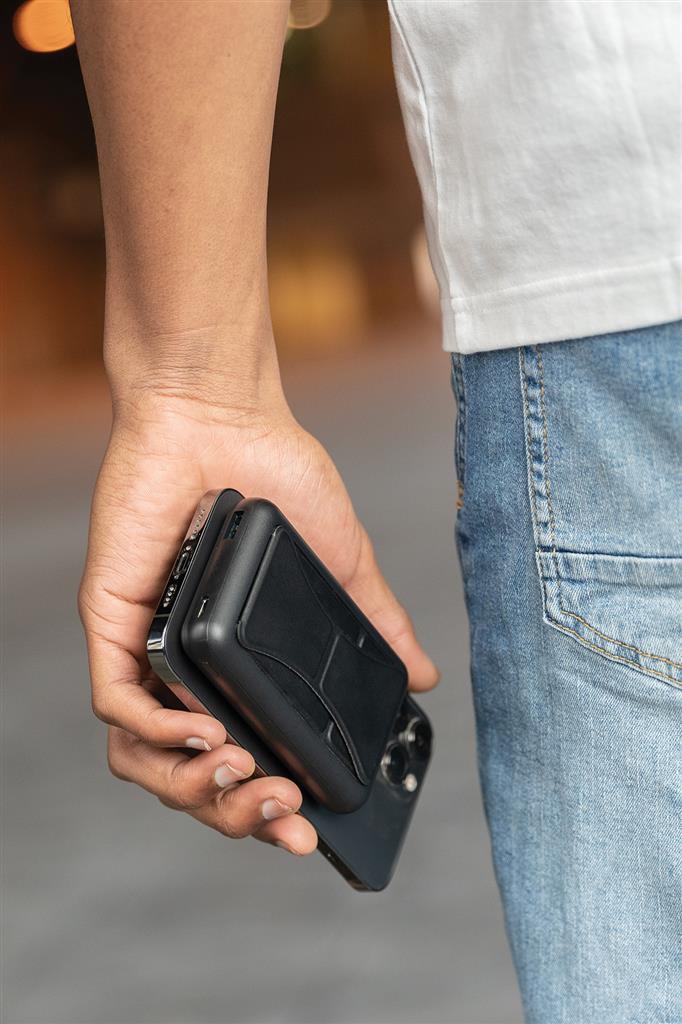 Urban Vitamin Sonoma RCS rplastic 10.000mah powerbank - illuminated