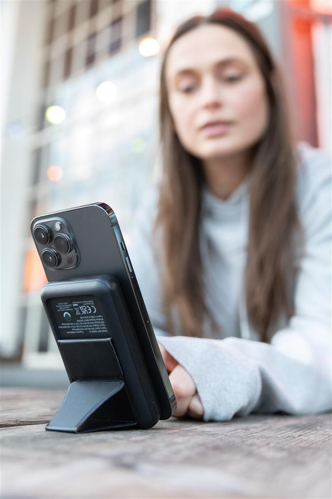 Urban Vitamin Sonoma RCS rplastic 10.000mah powerbank - illuminated