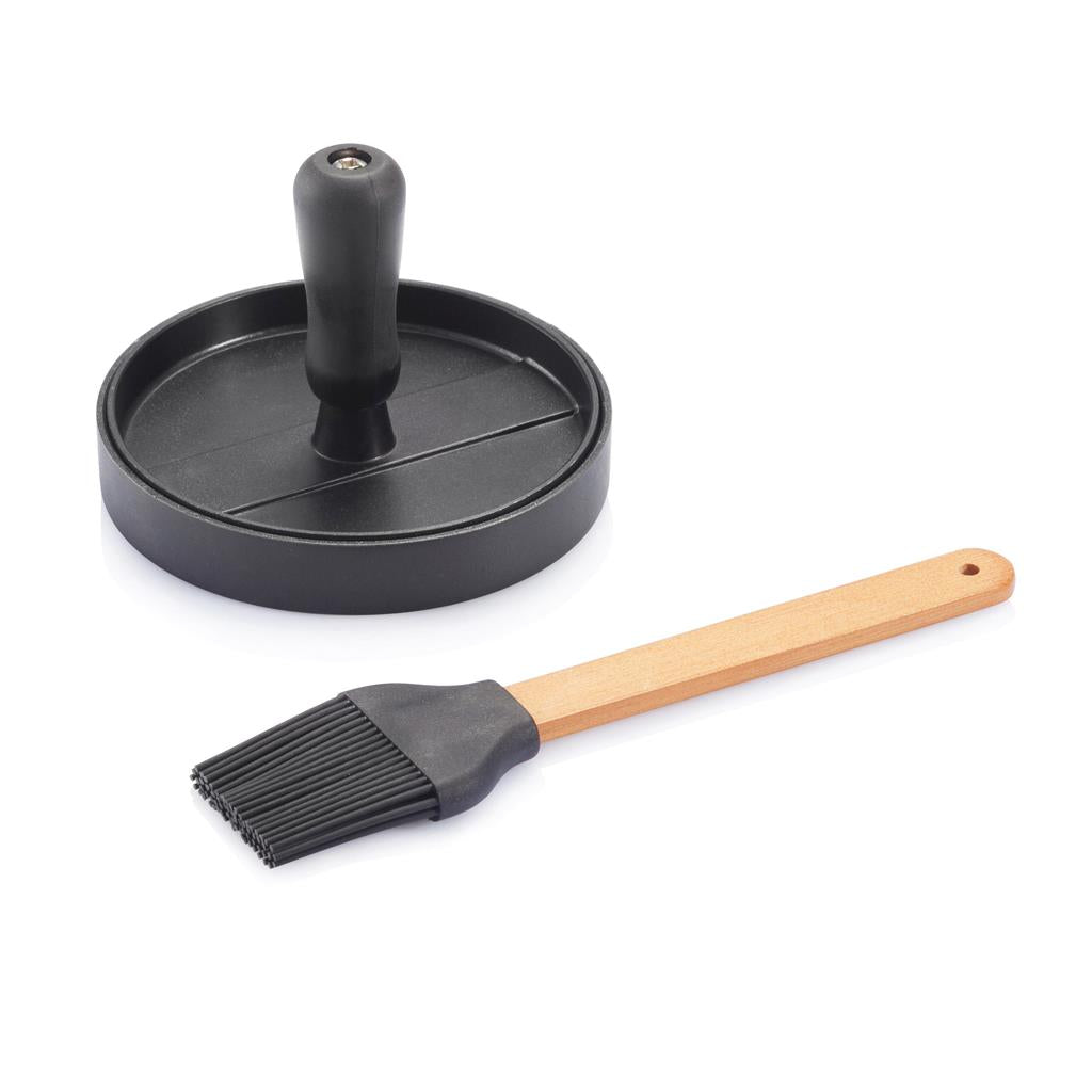 BBQ set with hamburger press and brush - illuminated