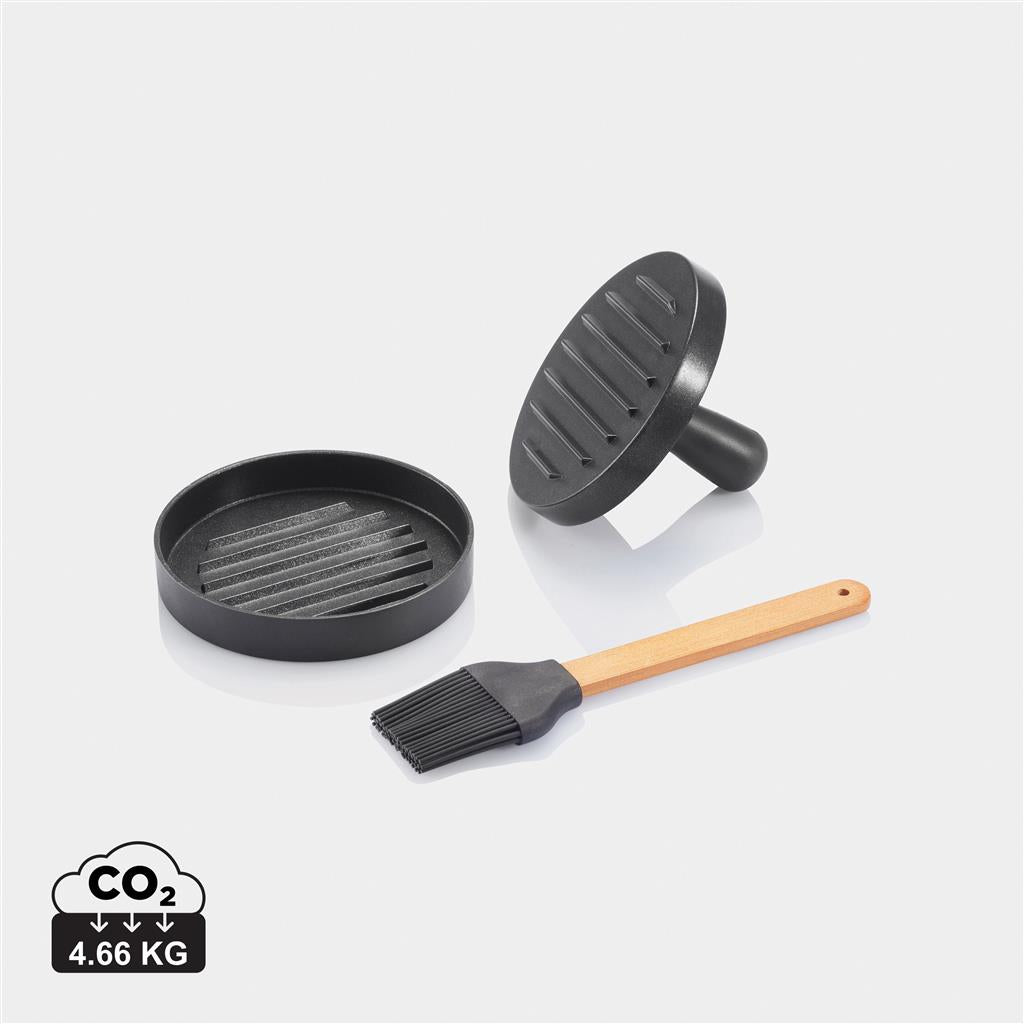 BBQ set with hamburger press and brush - illuminated