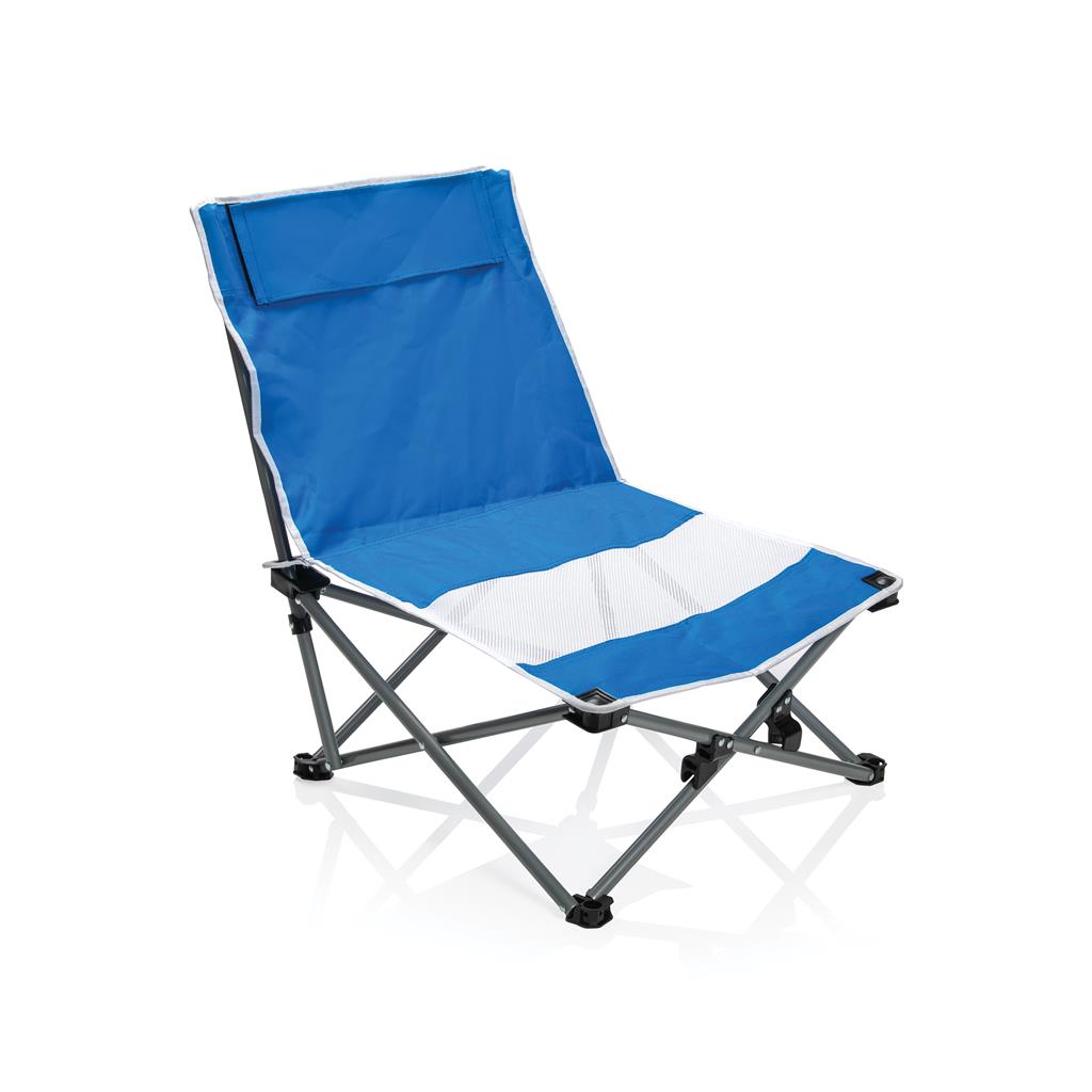 Foldable beach chair in pouch - illuminated