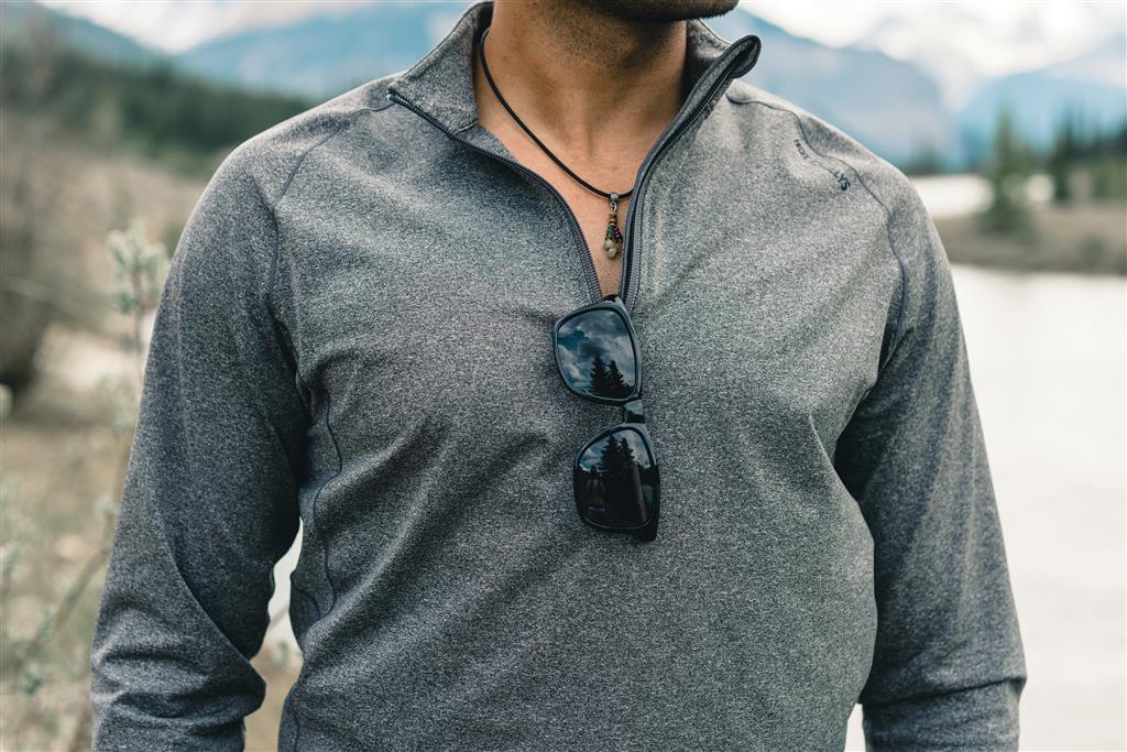 Swiss Peak RCS rplastic polarised sunglasses - illuminated