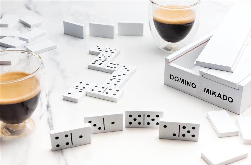 Deluxe mikado/domino in wooden box - illuminated