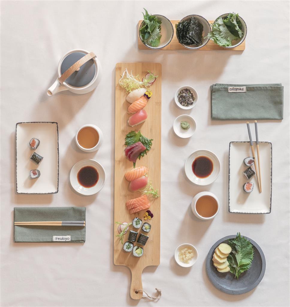 Ukiyo bamboo large serving board - illuminated