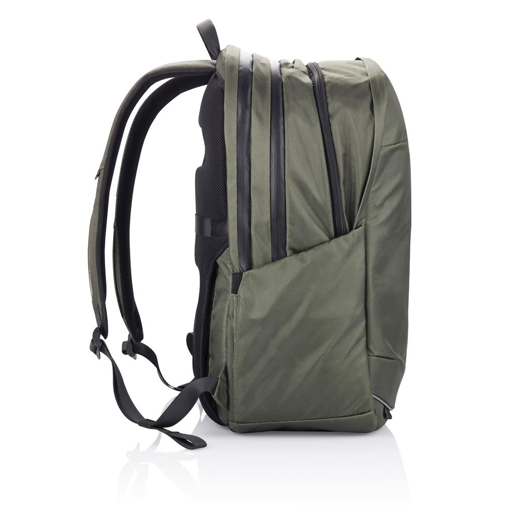 Bobby Explore backpack - illuminated