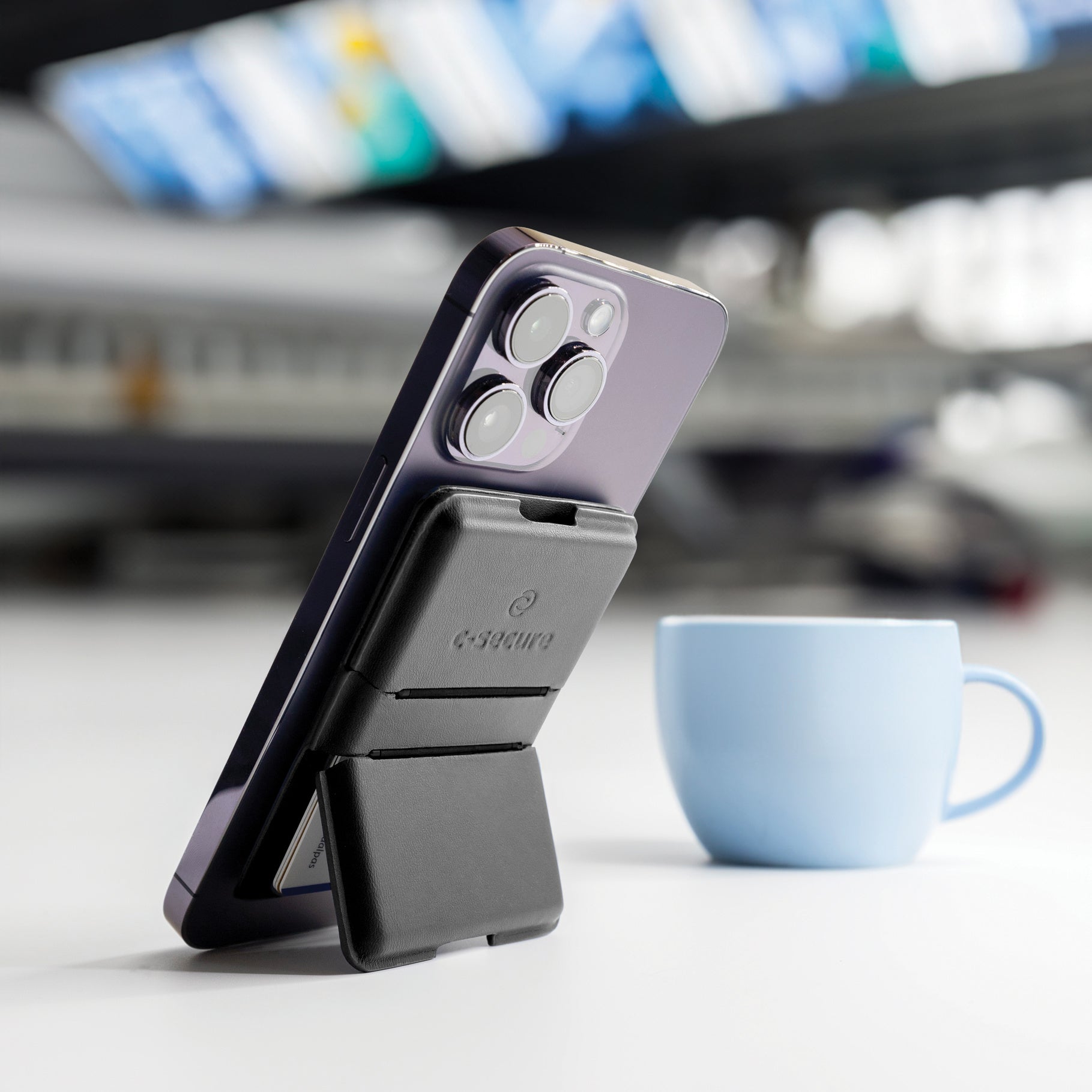Phone Wallet and Stand - C-Secure MagSafe