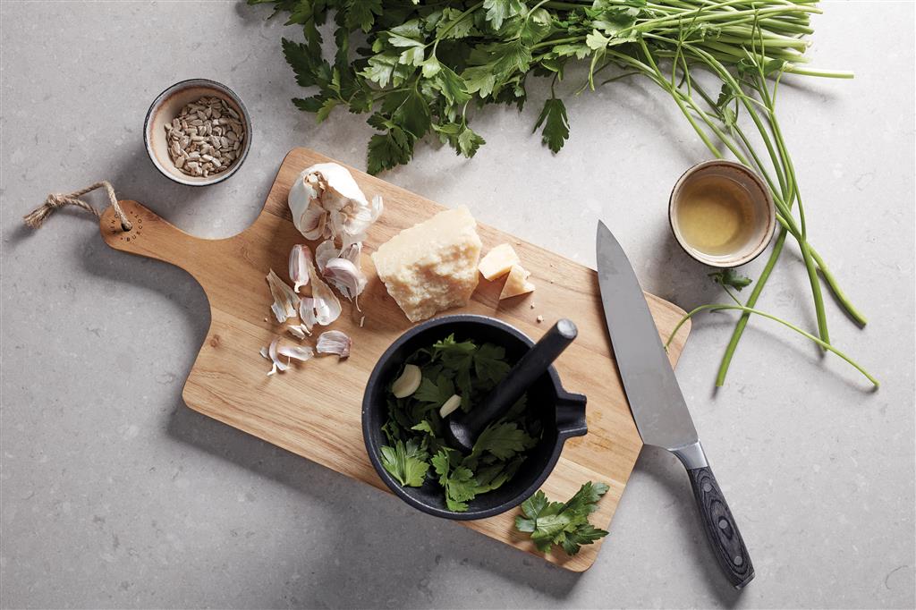 3183 m 402 3183 m 402